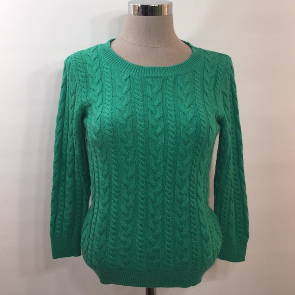 H&M Sweaters - 3 for $18🛍 Green Cable Knit Sweater